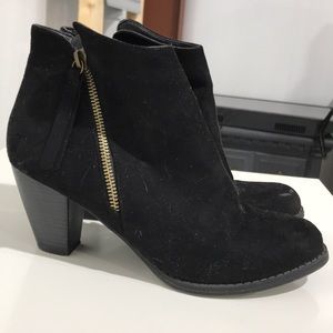 Justfab black booties